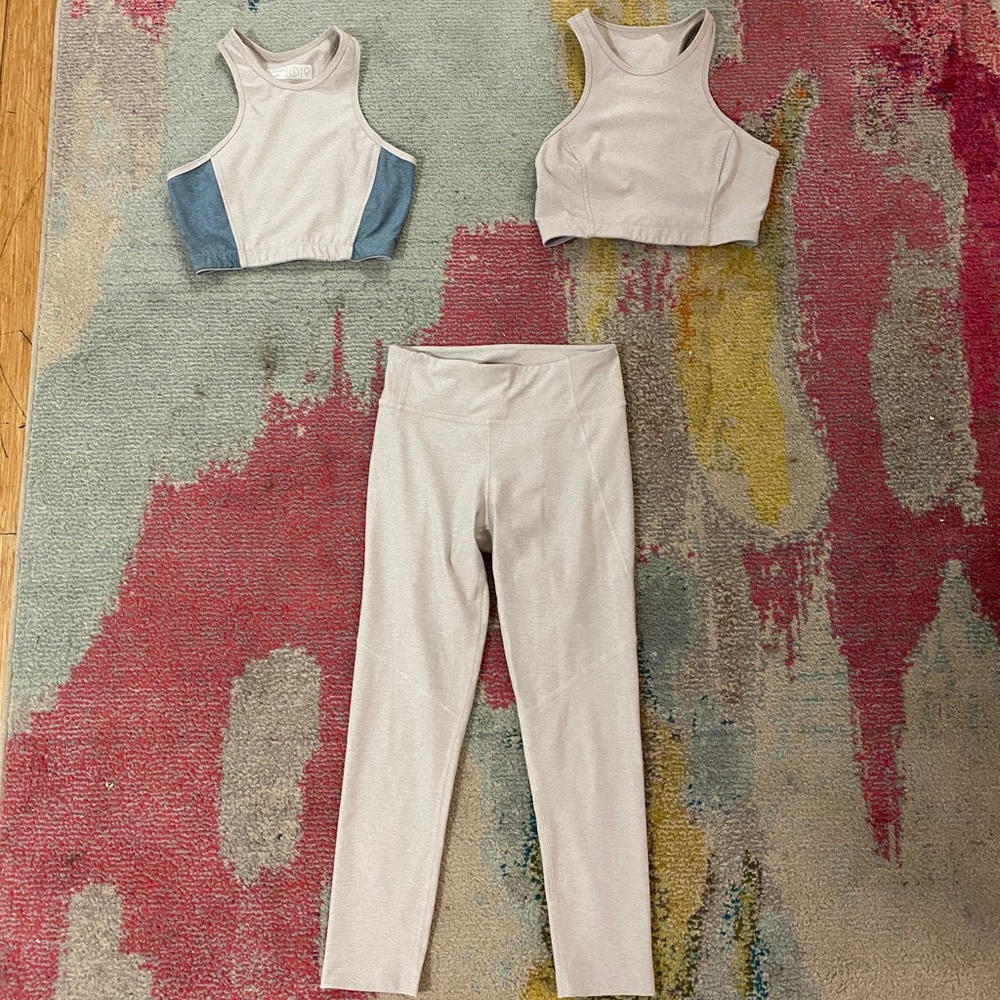 Outdoor Voices set with 2 tops!